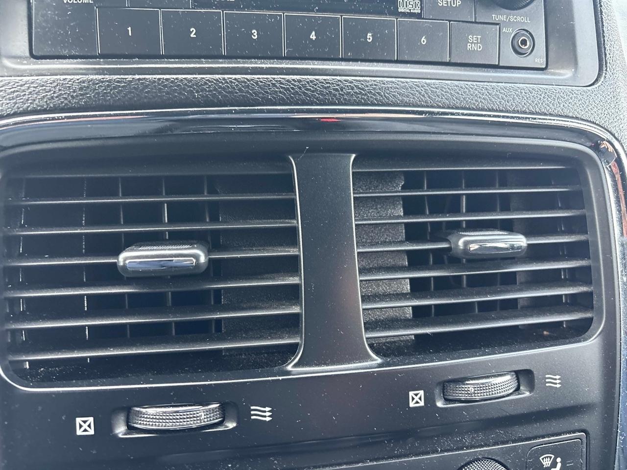 2015 Dodge Grand Caravan SE