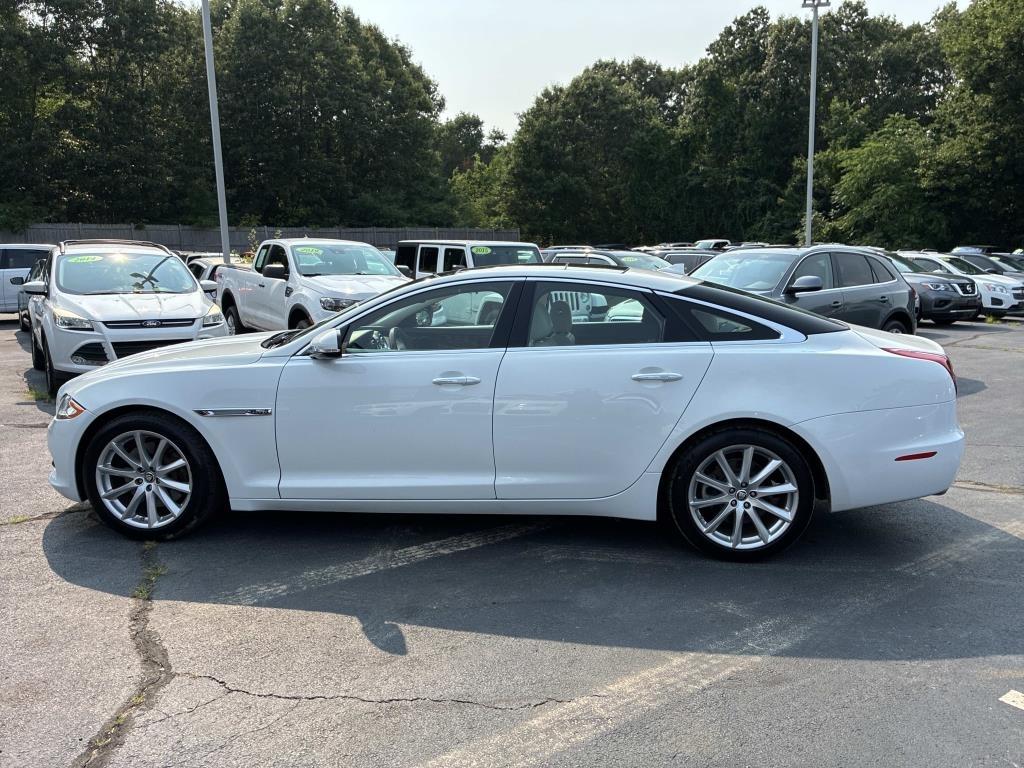 Jaguar XJ-Series 4dr Sdn RWD 2013
