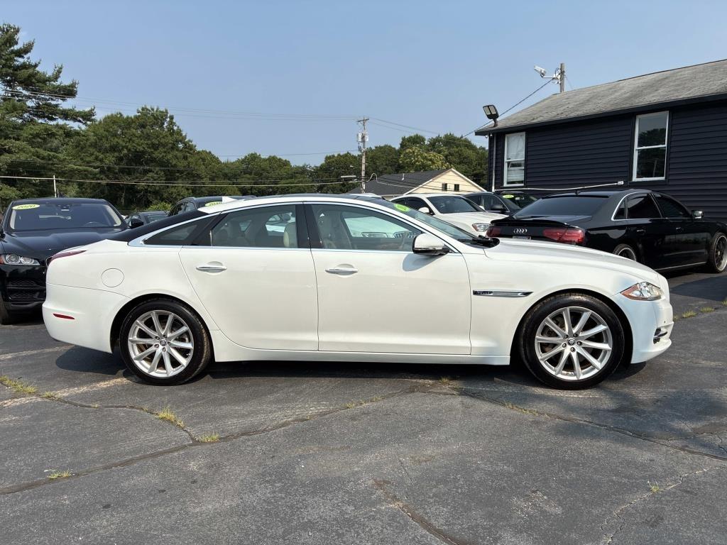 Jaguar XJ-Series 4dr Sdn RWD 2013