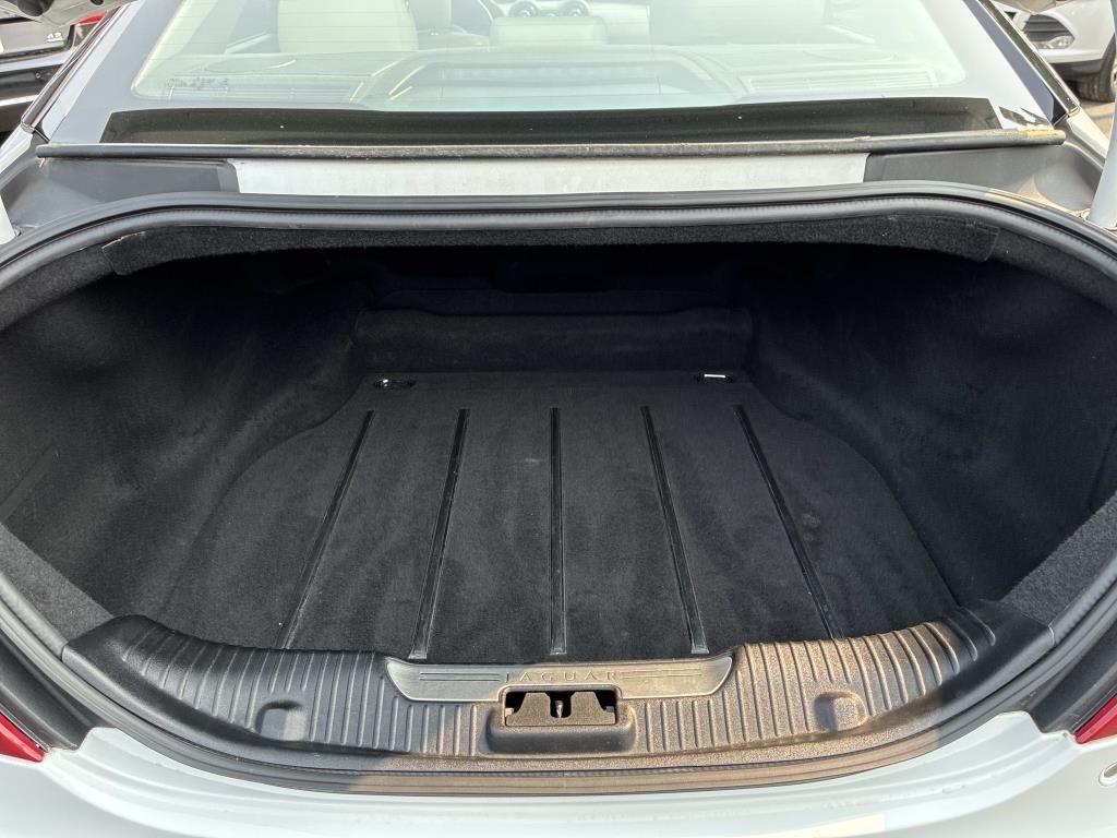 Jaguar XJ-Series 4dr Sdn RWD 2013
