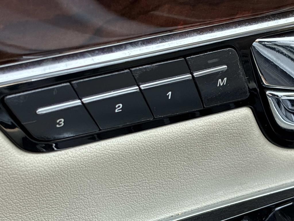 Jaguar XJ-Series 4dr Sdn RWD 2013