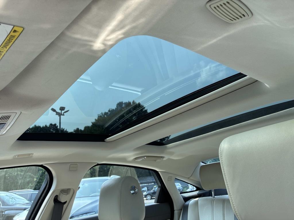 Jaguar XJ-Series 4dr Sdn RWD 2013