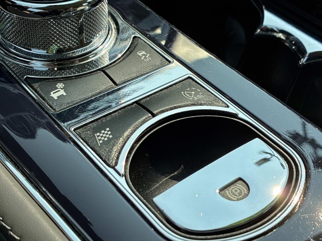 Jaguar XJ-Series 4dr Sdn RWD 2013
