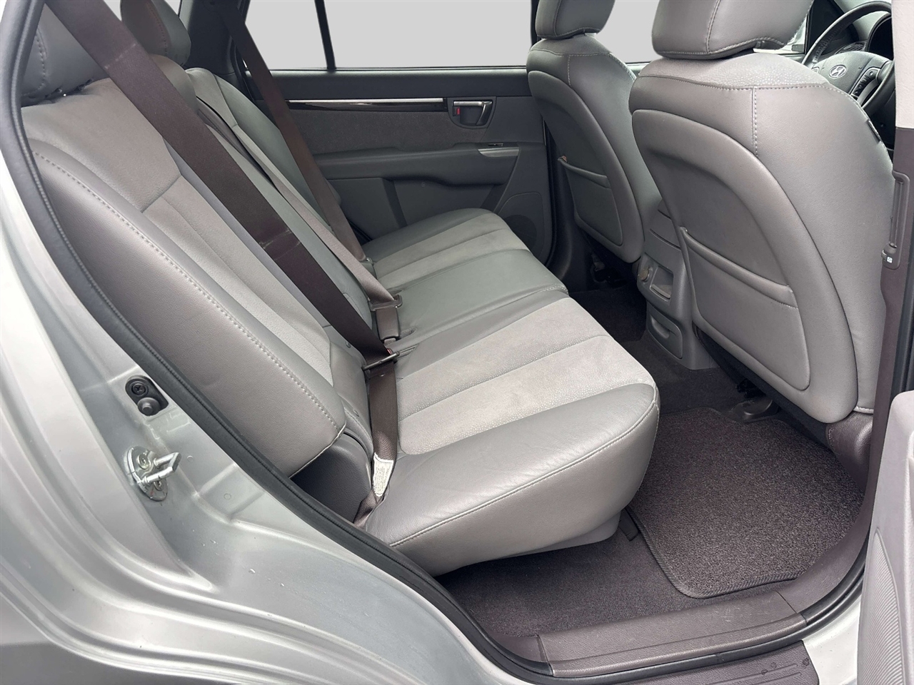 Hyundai Santa Fe  2011