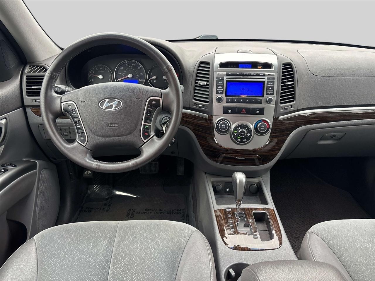 Hyundai Santa Fe  2011