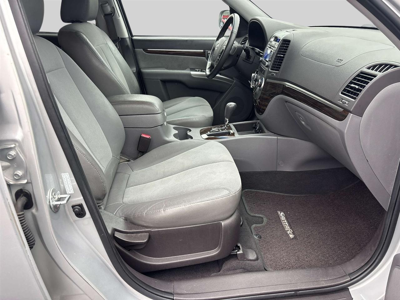 Hyundai Santa Fe  2011