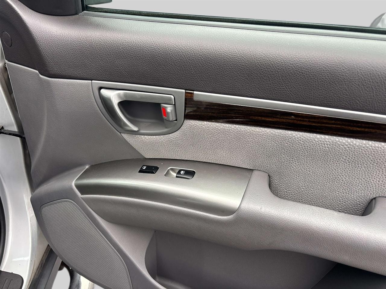 Hyundai Santa Fe  2011