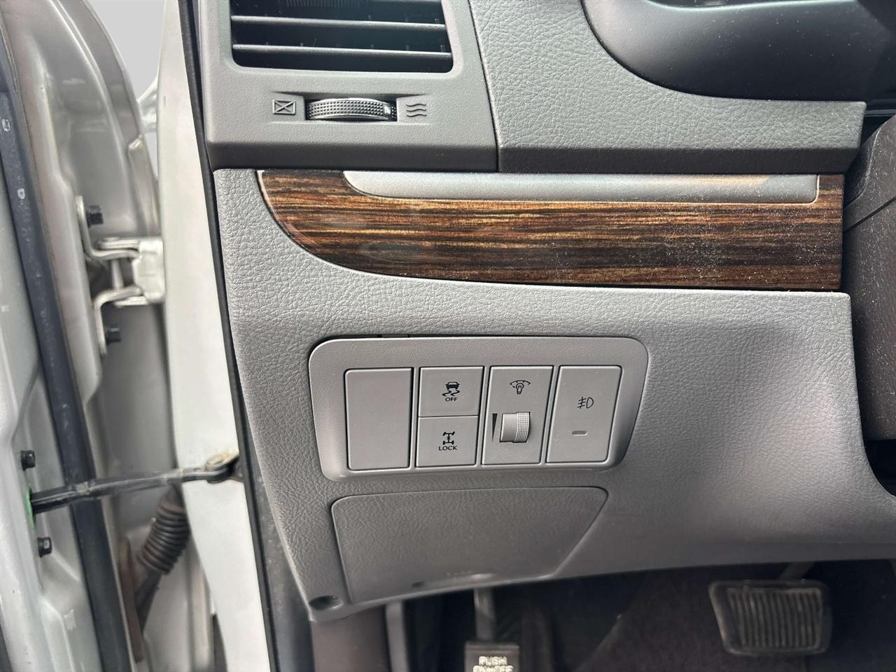 Hyundai Santa Fe  2011