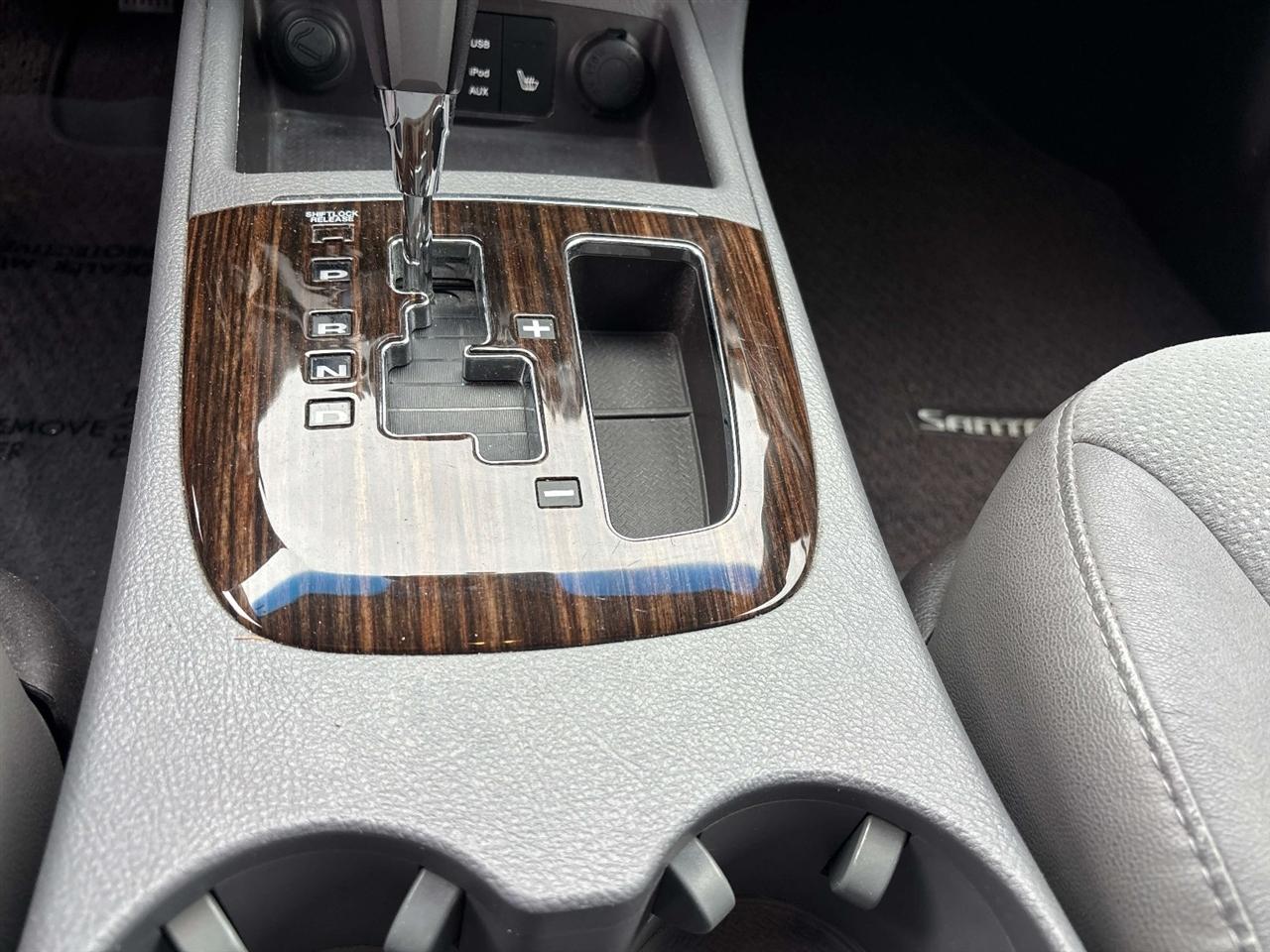 Hyundai Santa Fe  2011