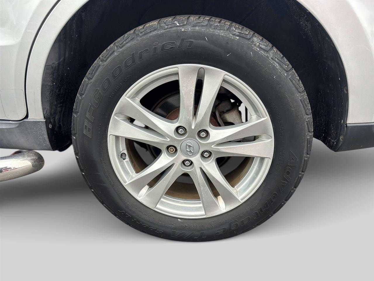 Hyundai Santa Fe  2011