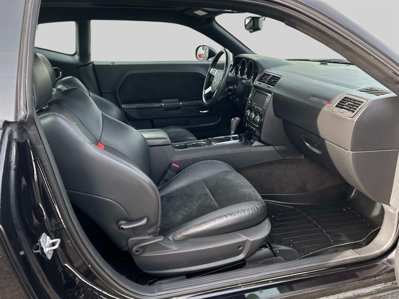 Dodge Challenger  2010