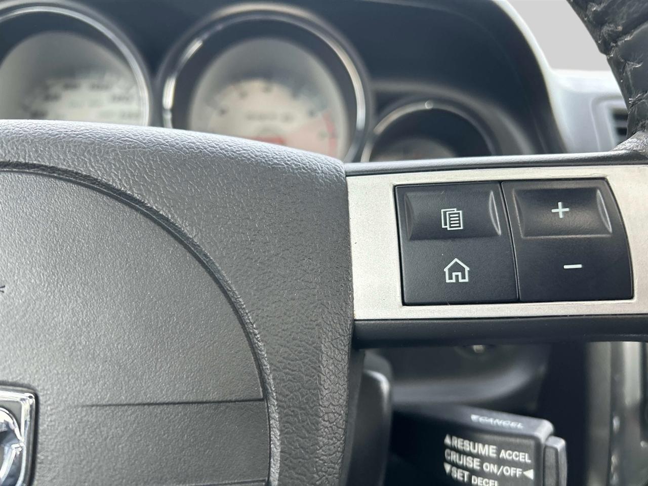 Dodge Challenger  2010