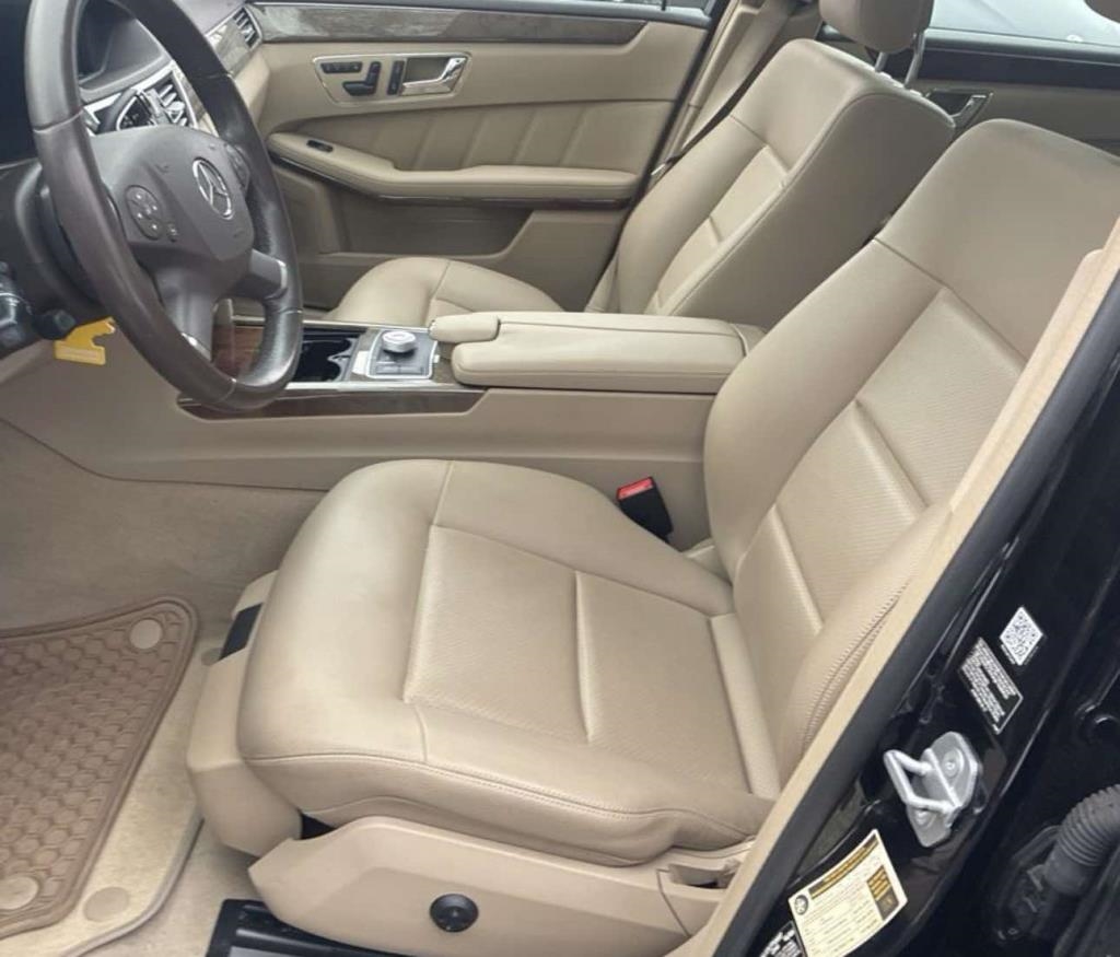 Mercedes-Benz E-Class  2010