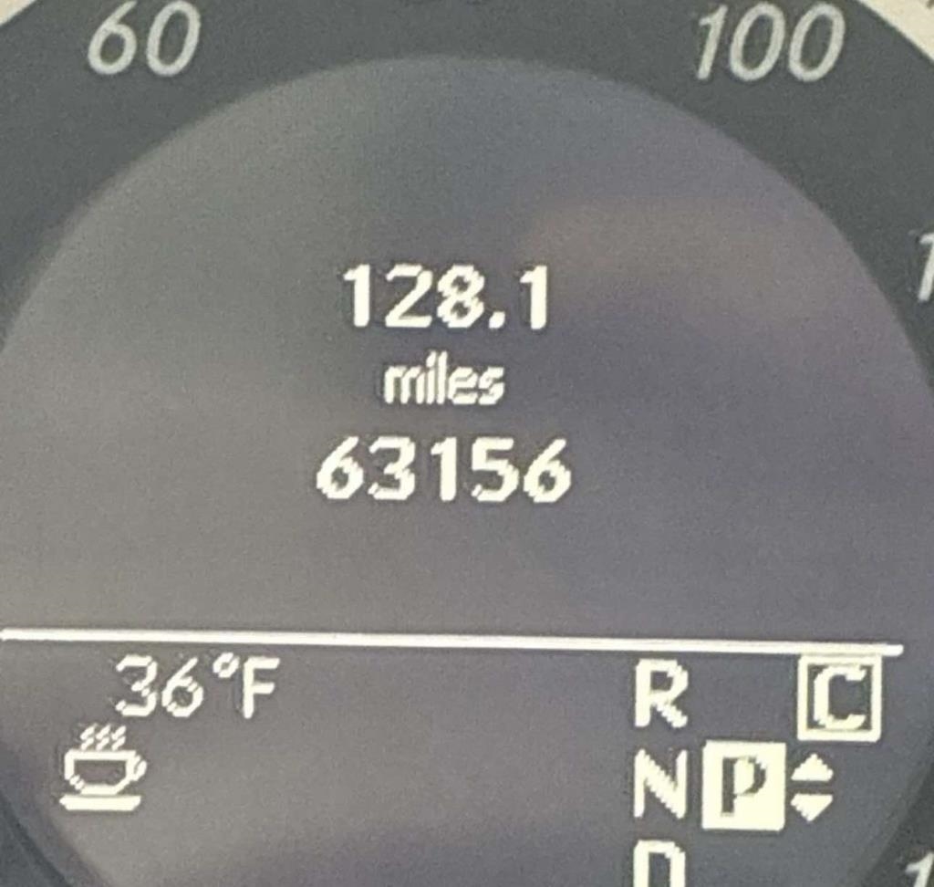 Mercedes-Benz E-Class  2010