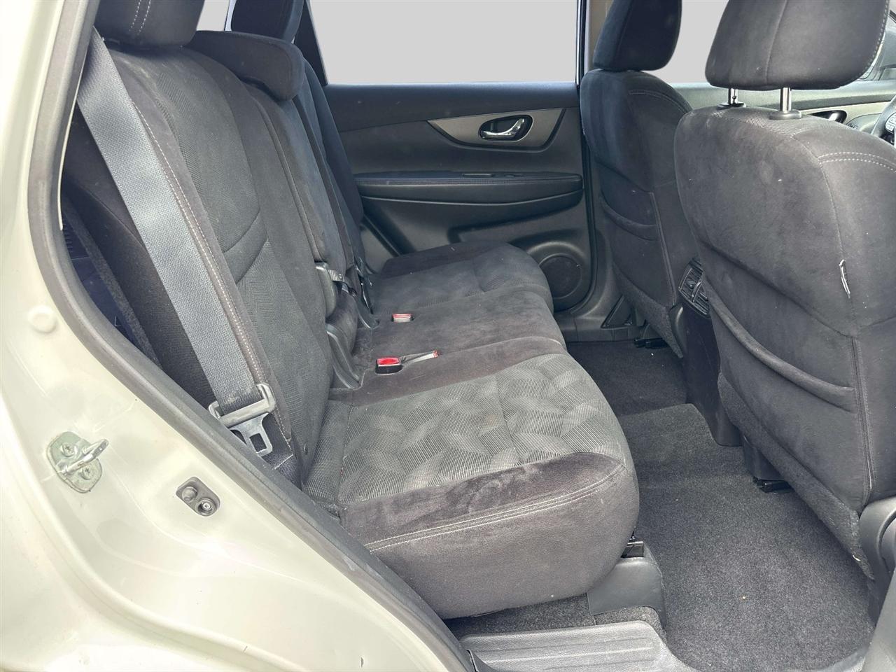 Nissan Rogue FWD 4dr S 2014