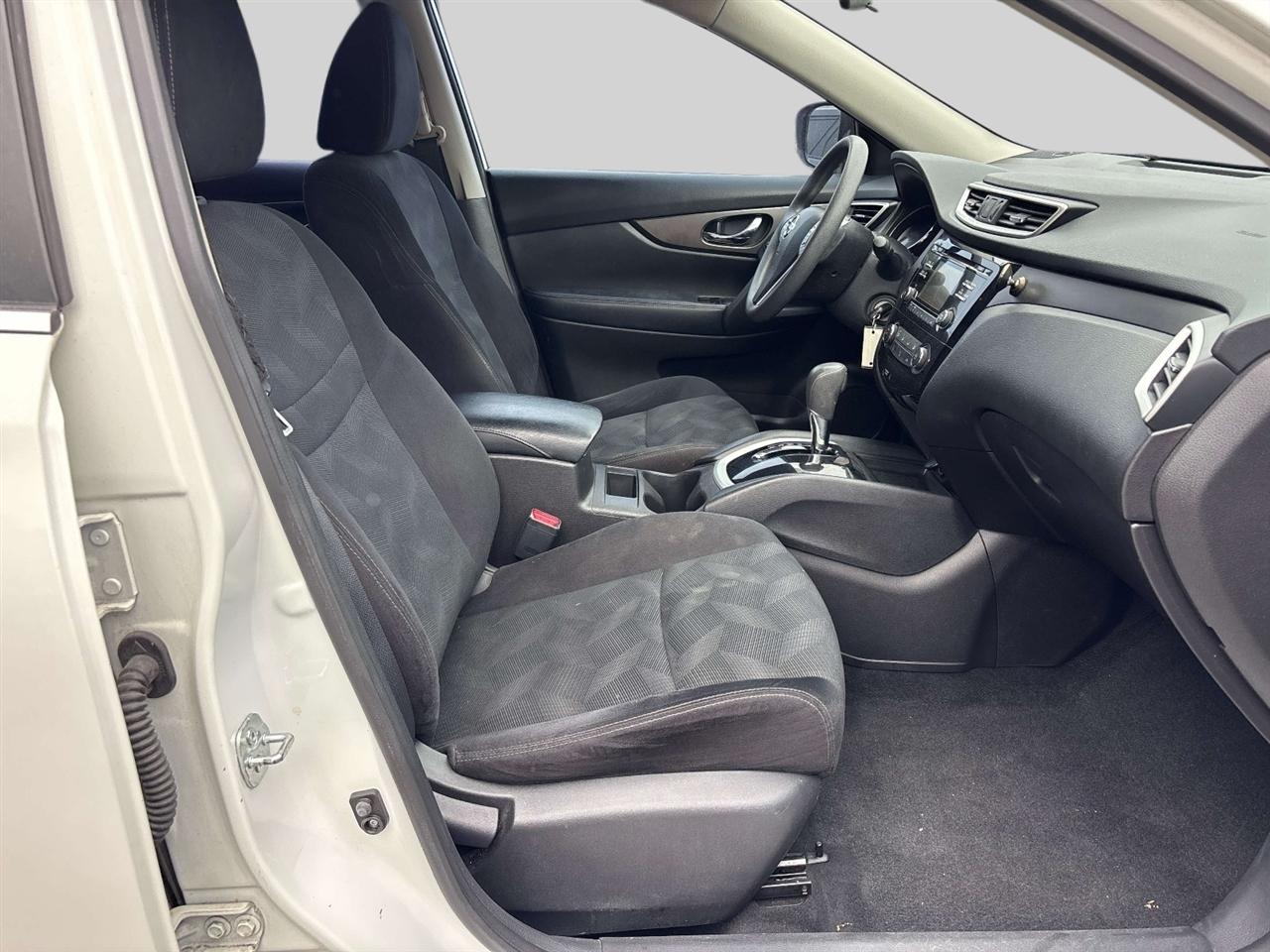 Nissan Rogue FWD 4dr S 2014