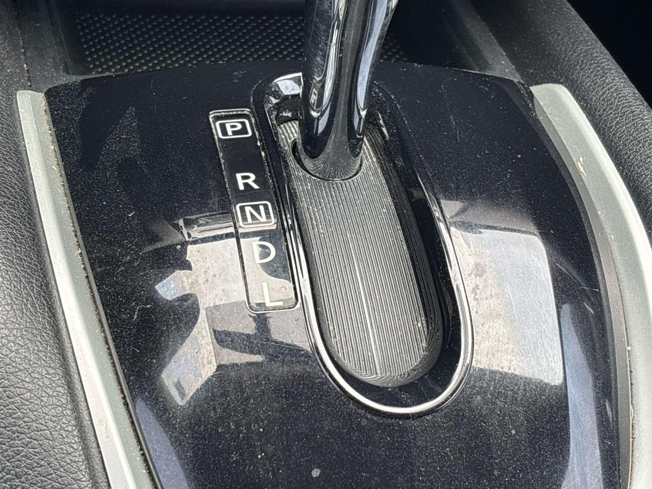 Nissan Rogue FWD 4dr S 2014