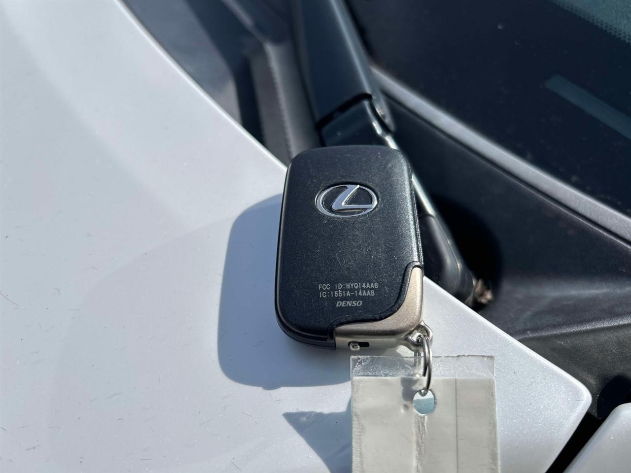 Lexus IS C  2010