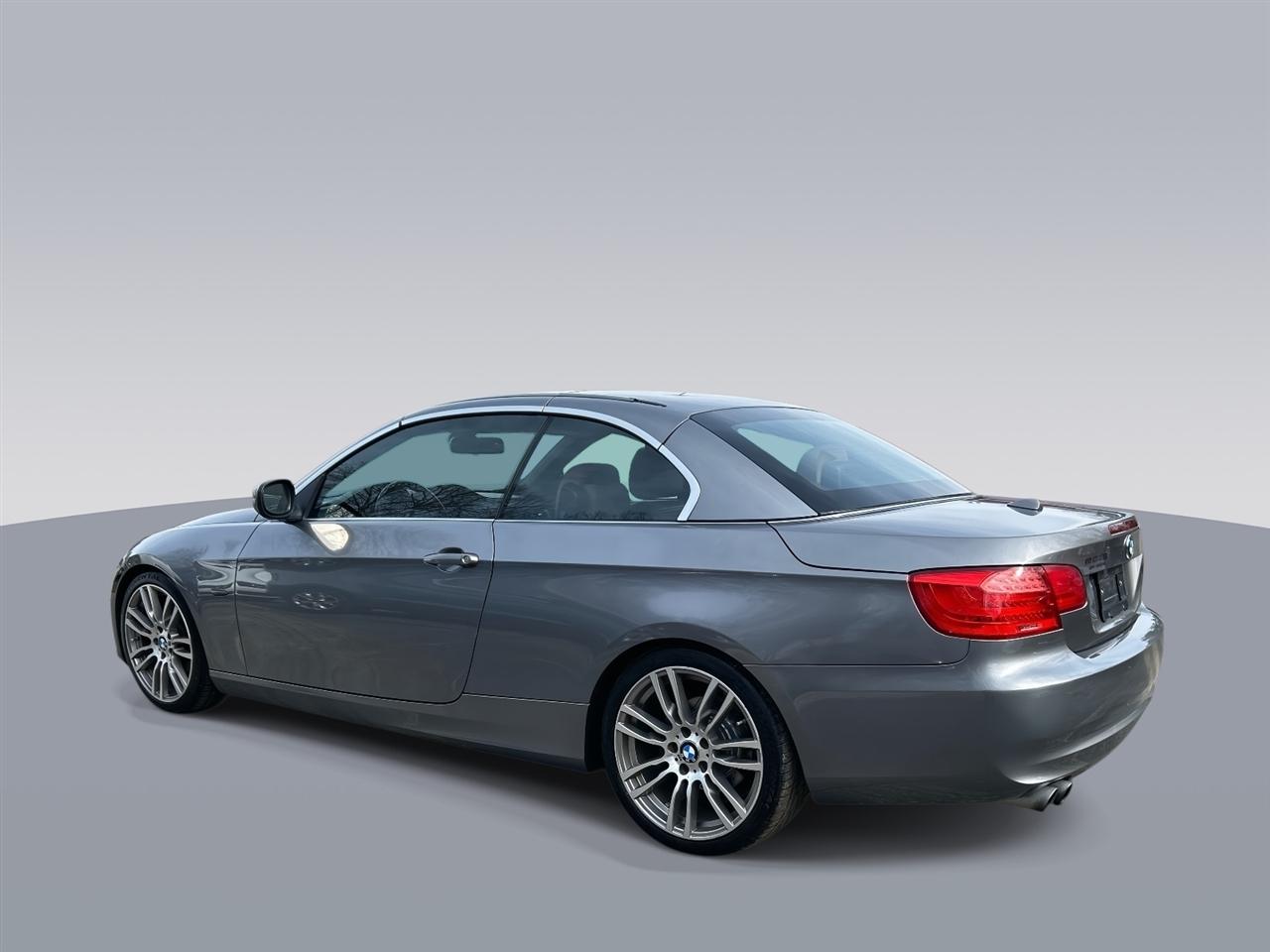 BMW 3-Series  2013
