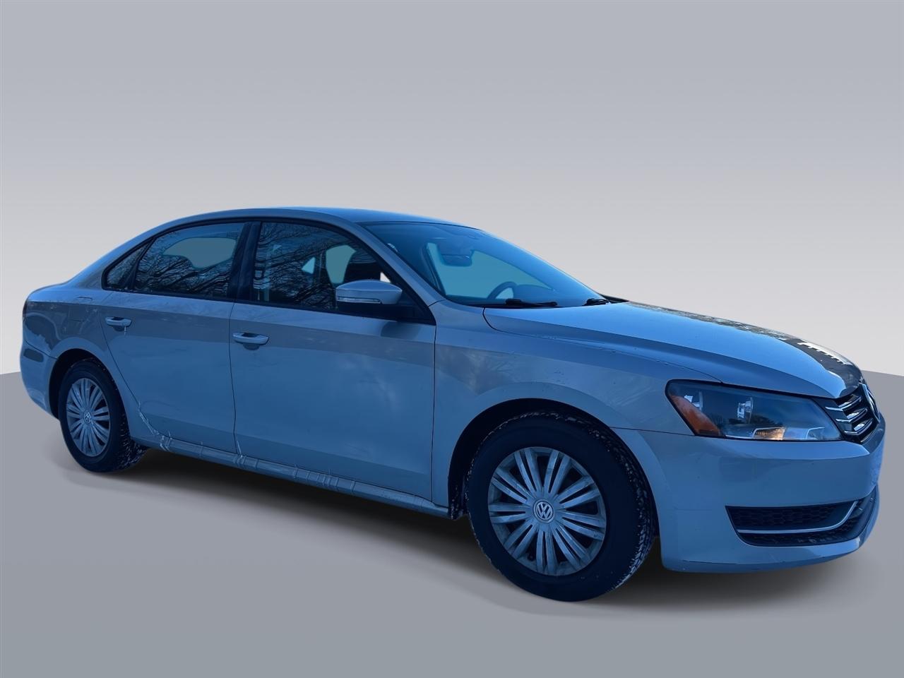 2014 Volkswagen Passat S