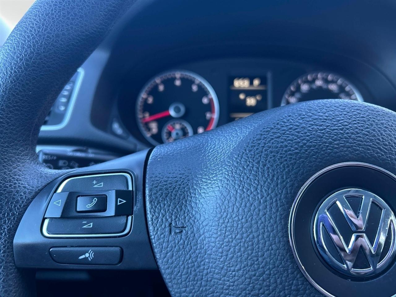 Volkswagen Passat  2014