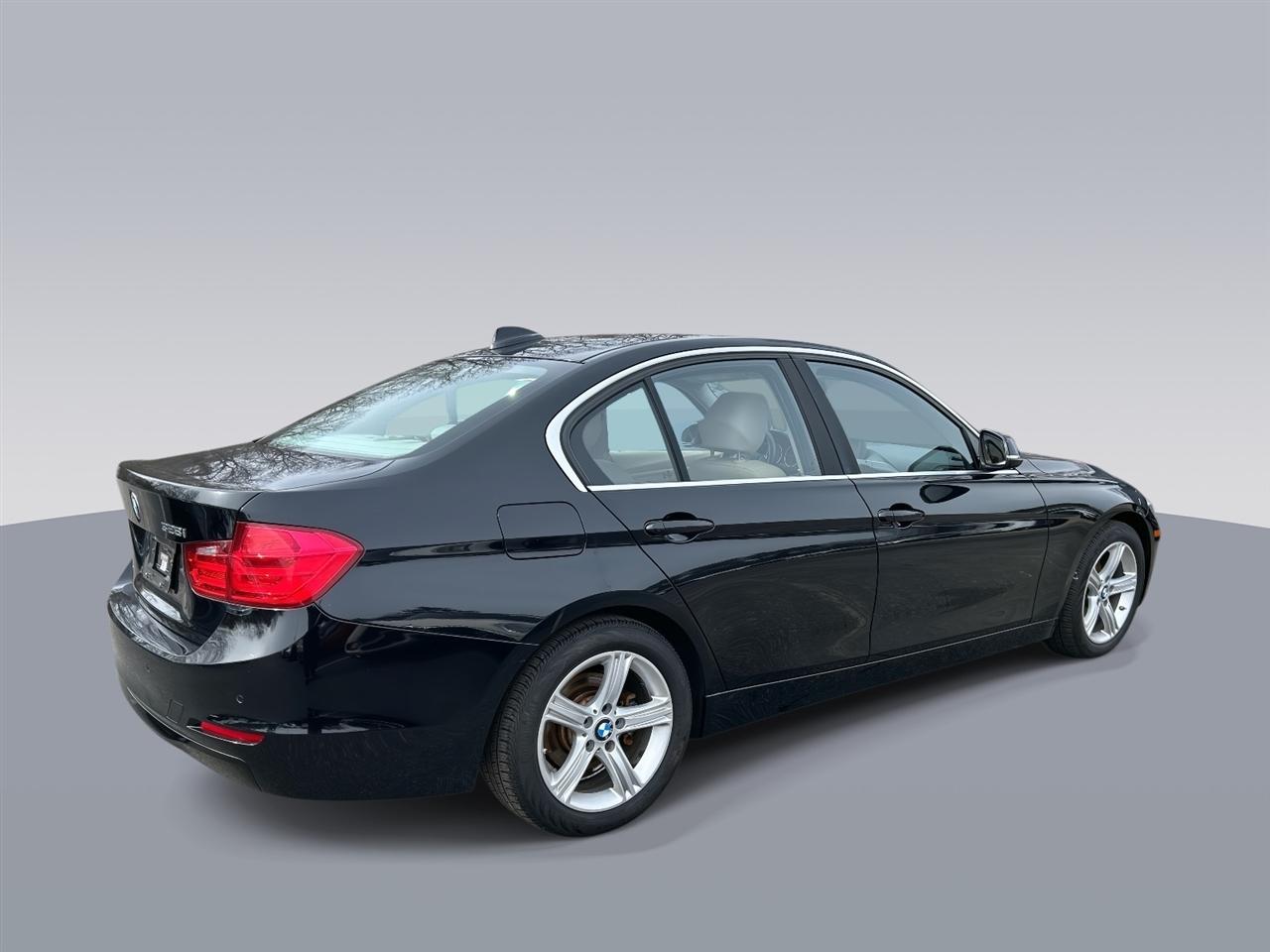 BMW 3-Series  2015