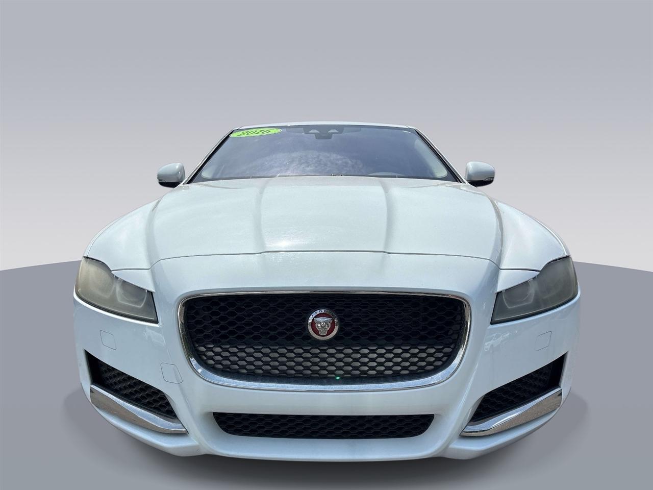 Jaguar XF-Series 4dr Sdn 35t Premium RWD 2016