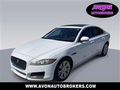 2016 Jaguar XF-Series 