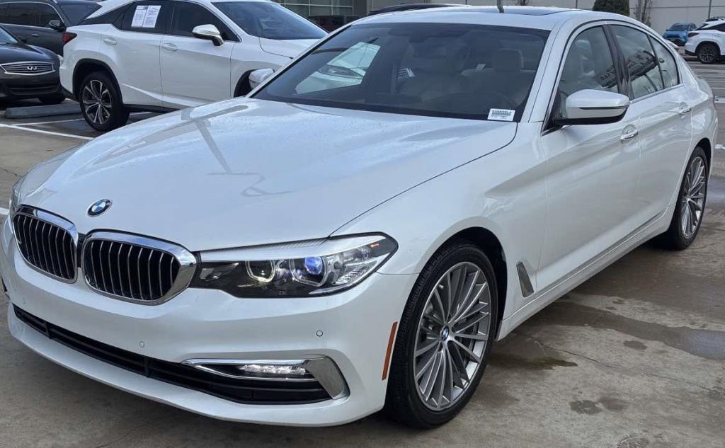 2017 BMW 5-Series 530i Sedan