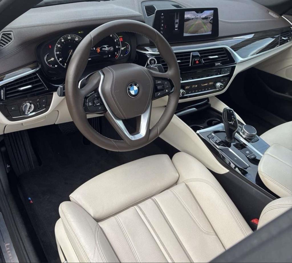 BMW 5-Series  2017