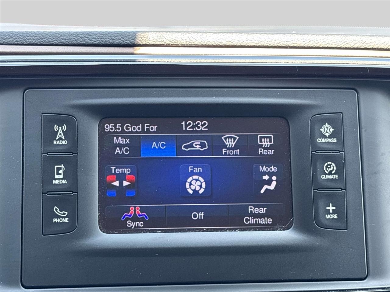 Chrysler Pacifica LX FWD 2017