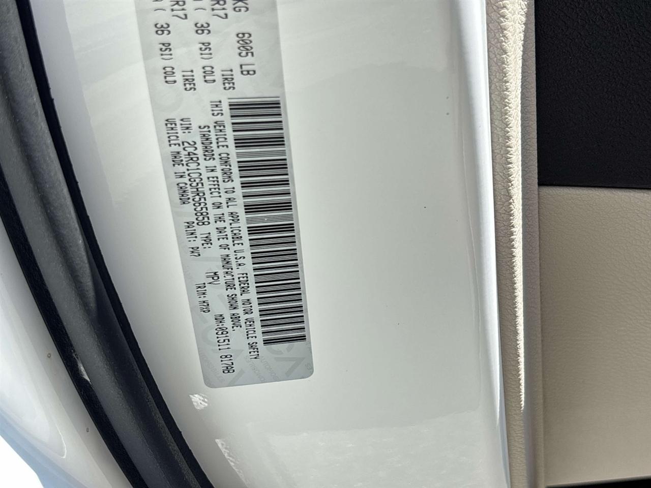 Chrysler Pacifica LX FWD 2017