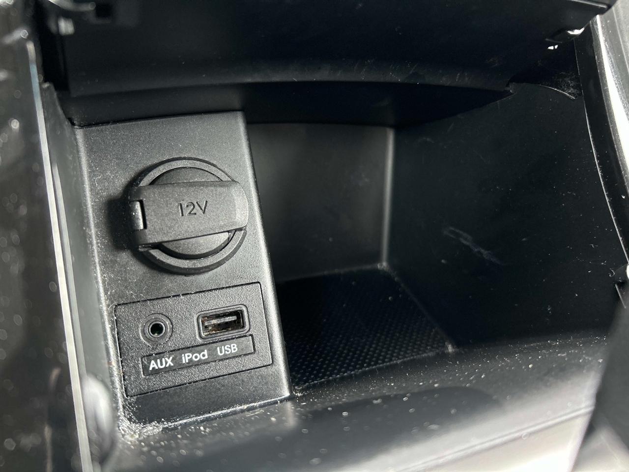 Hyundai Elantra  2013