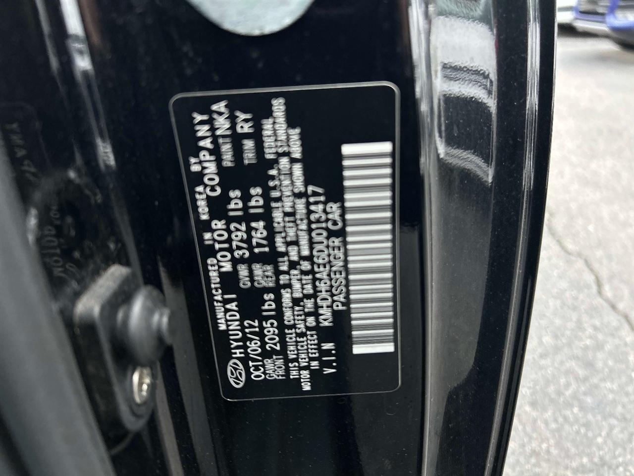 Hyundai Elantra  2013