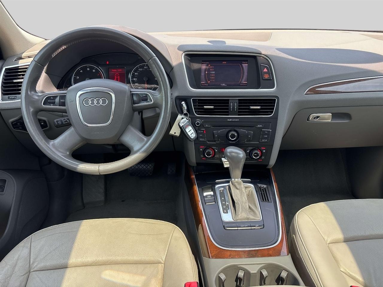 Audi Q5 quattro 4dr Premium 2010