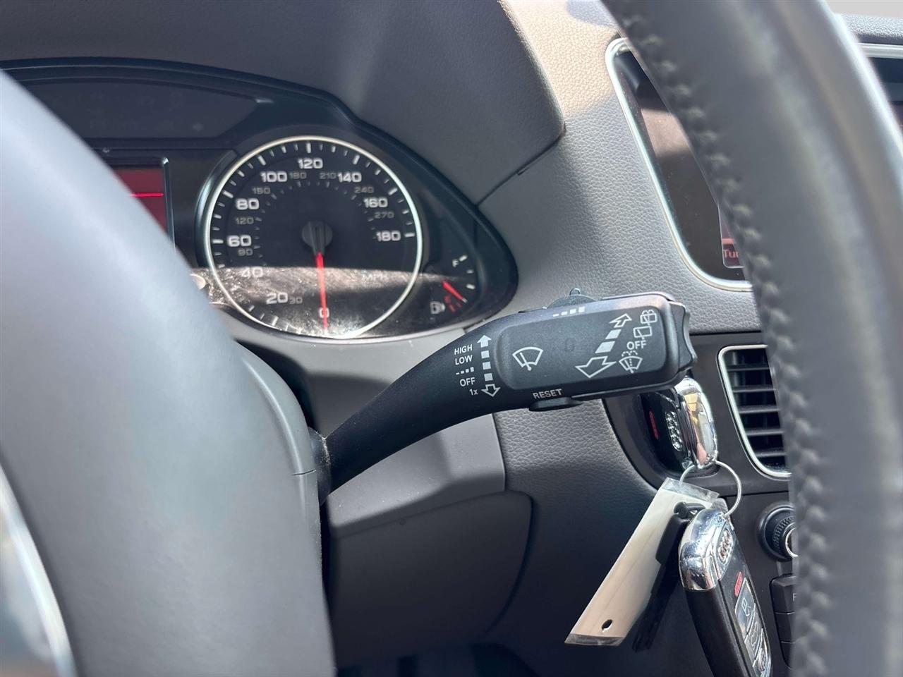 Audi Q5 quattro 4dr Premium 2010