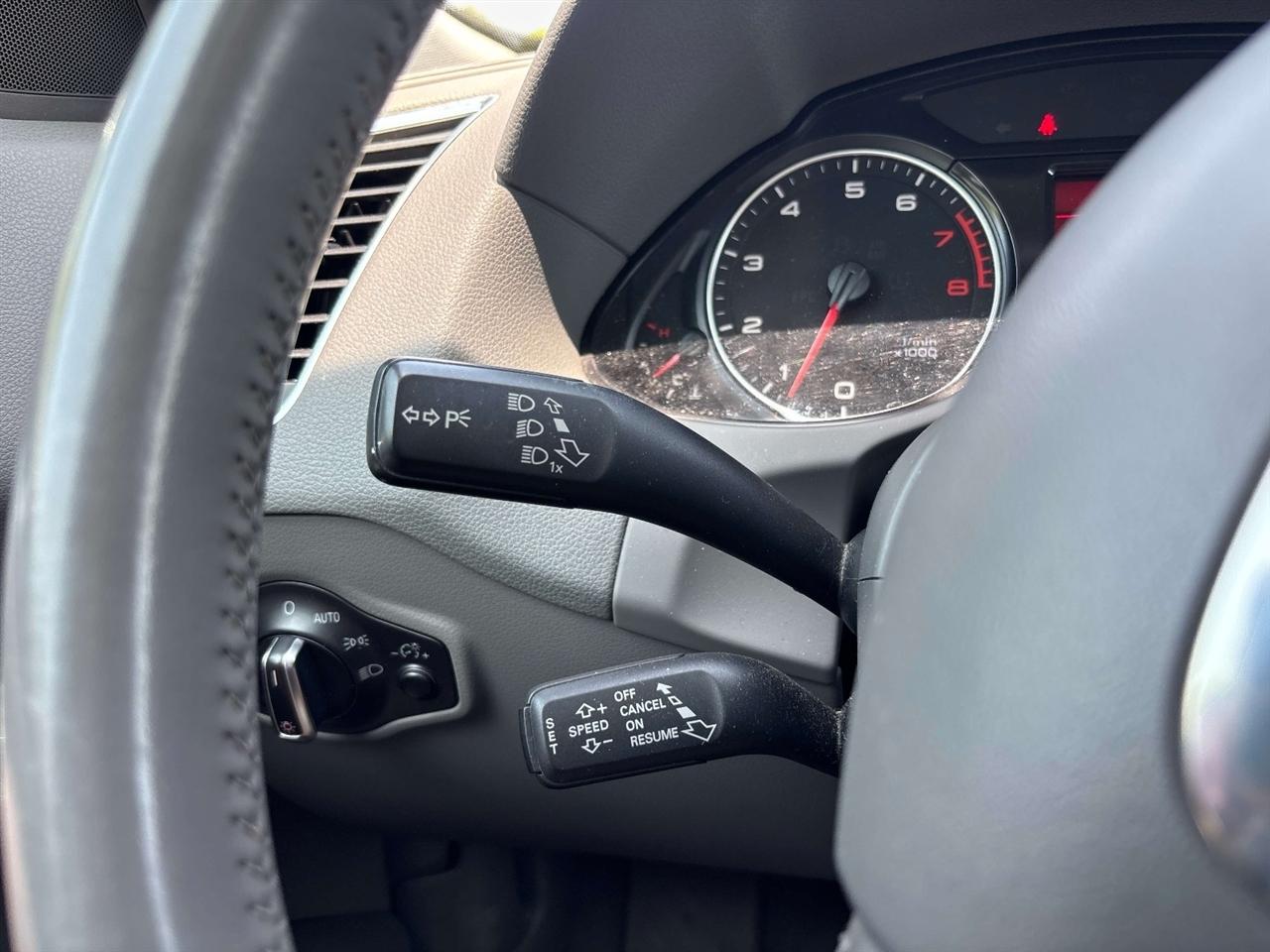 Audi Q5 quattro 4dr Premium 2010