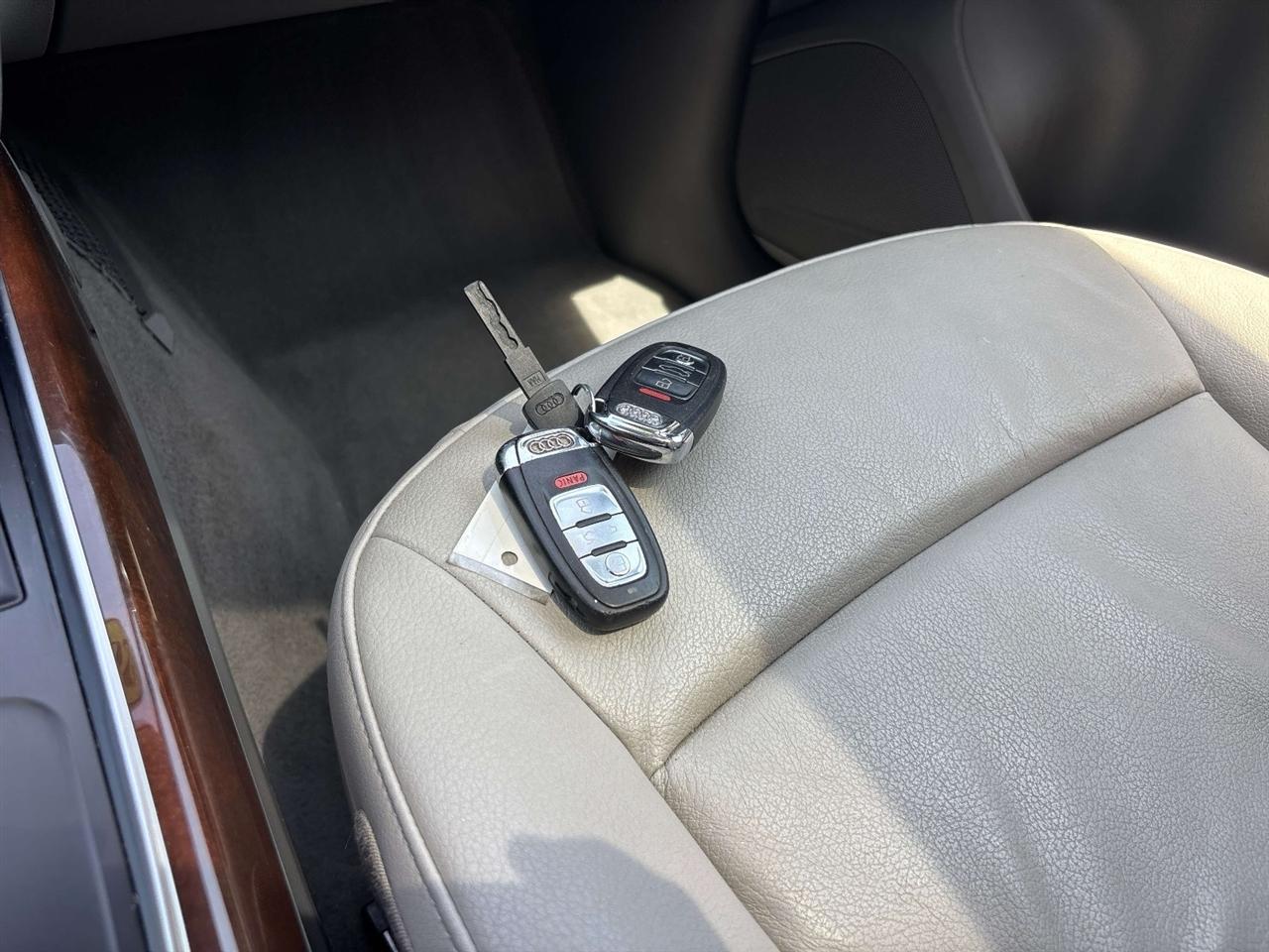 Audi Q5 quattro 4dr Premium 2010