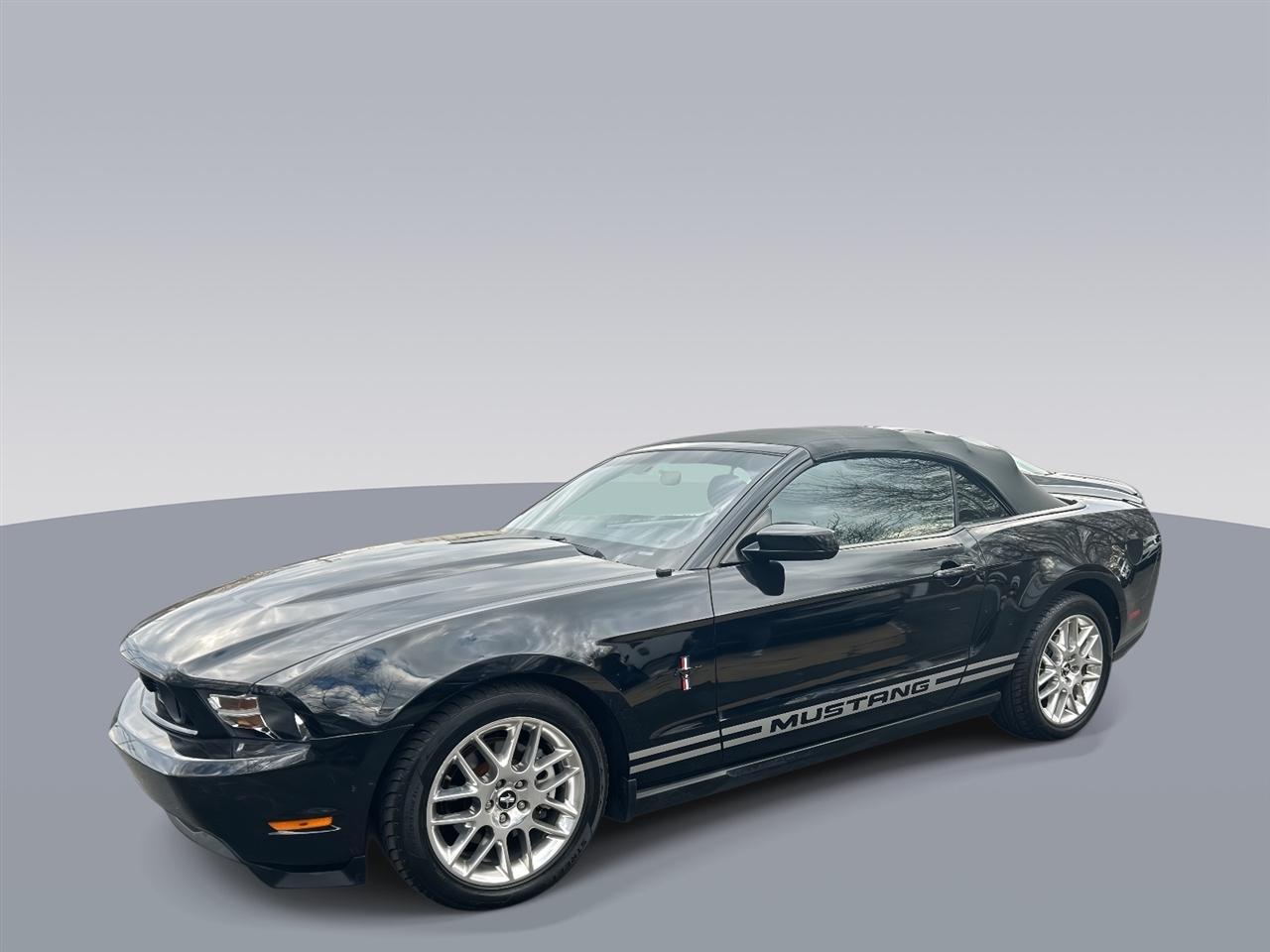Ford Mustang  2012