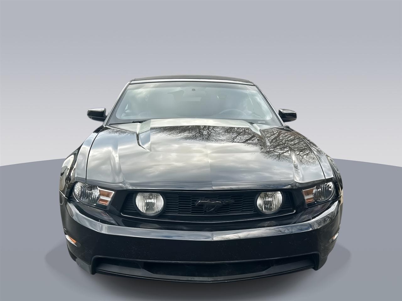 Ford Mustang  2012
