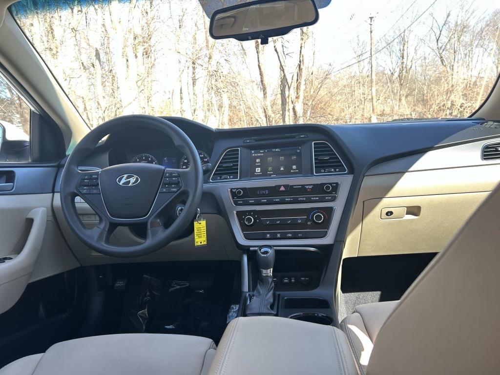 Hyundai Sonata  2016