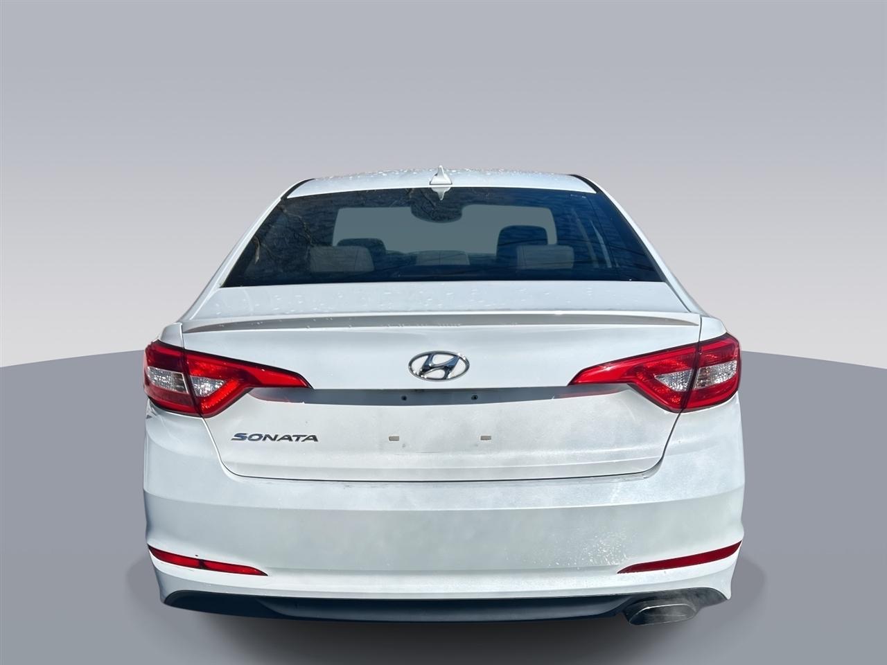 Hyundai Sonata 4dr Sdn 2.4L SE 2016