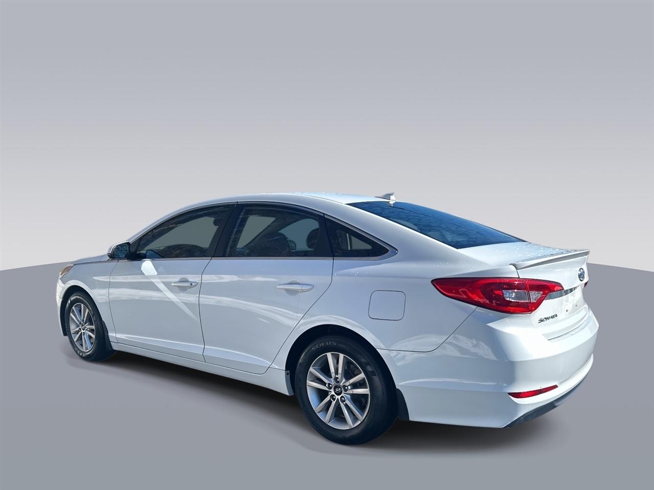 Hyundai Sonata 4dr Sdn 2.4L SE 2016