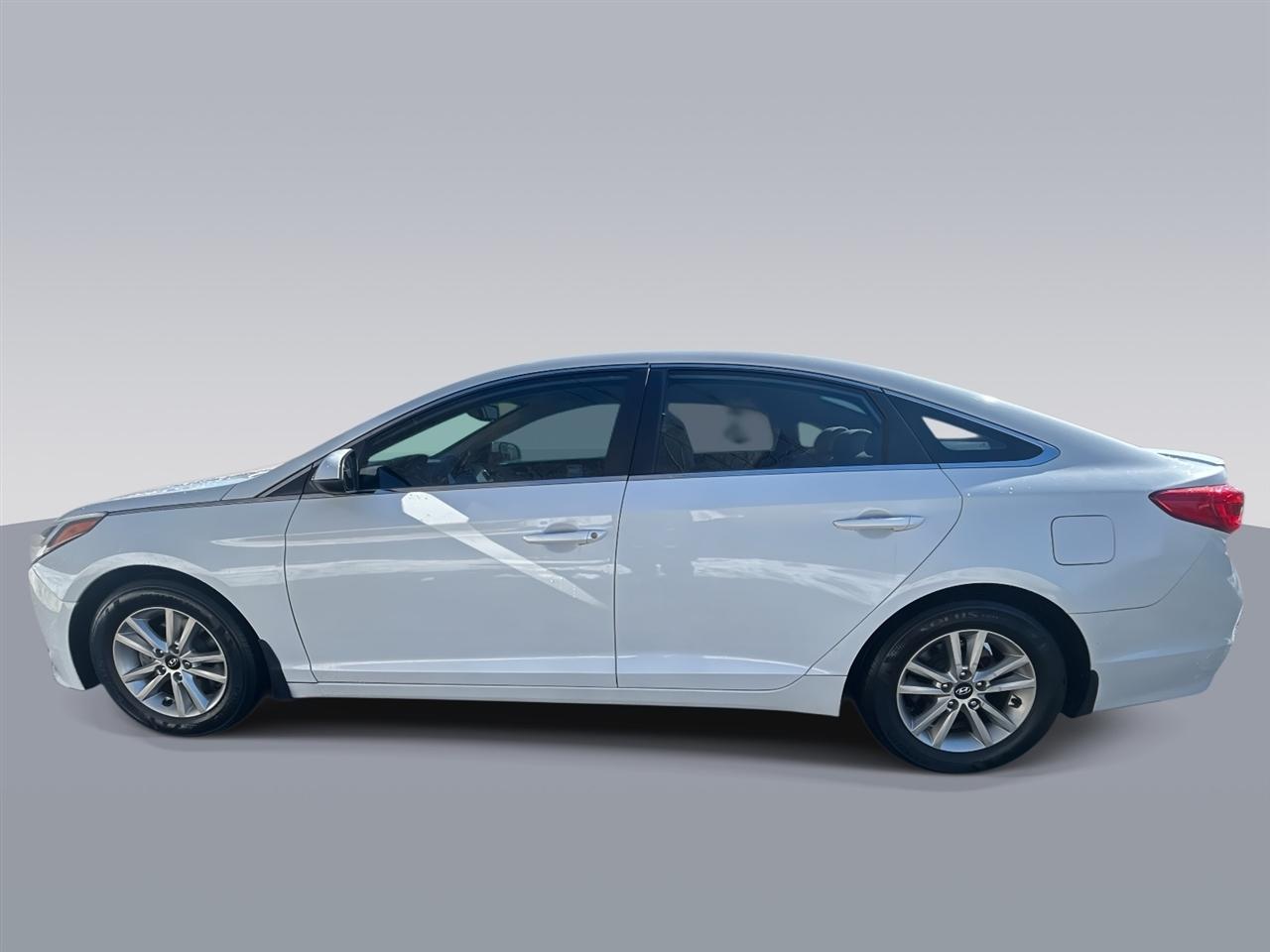 Hyundai Sonata 4dr Sdn 2.4L SE 2016