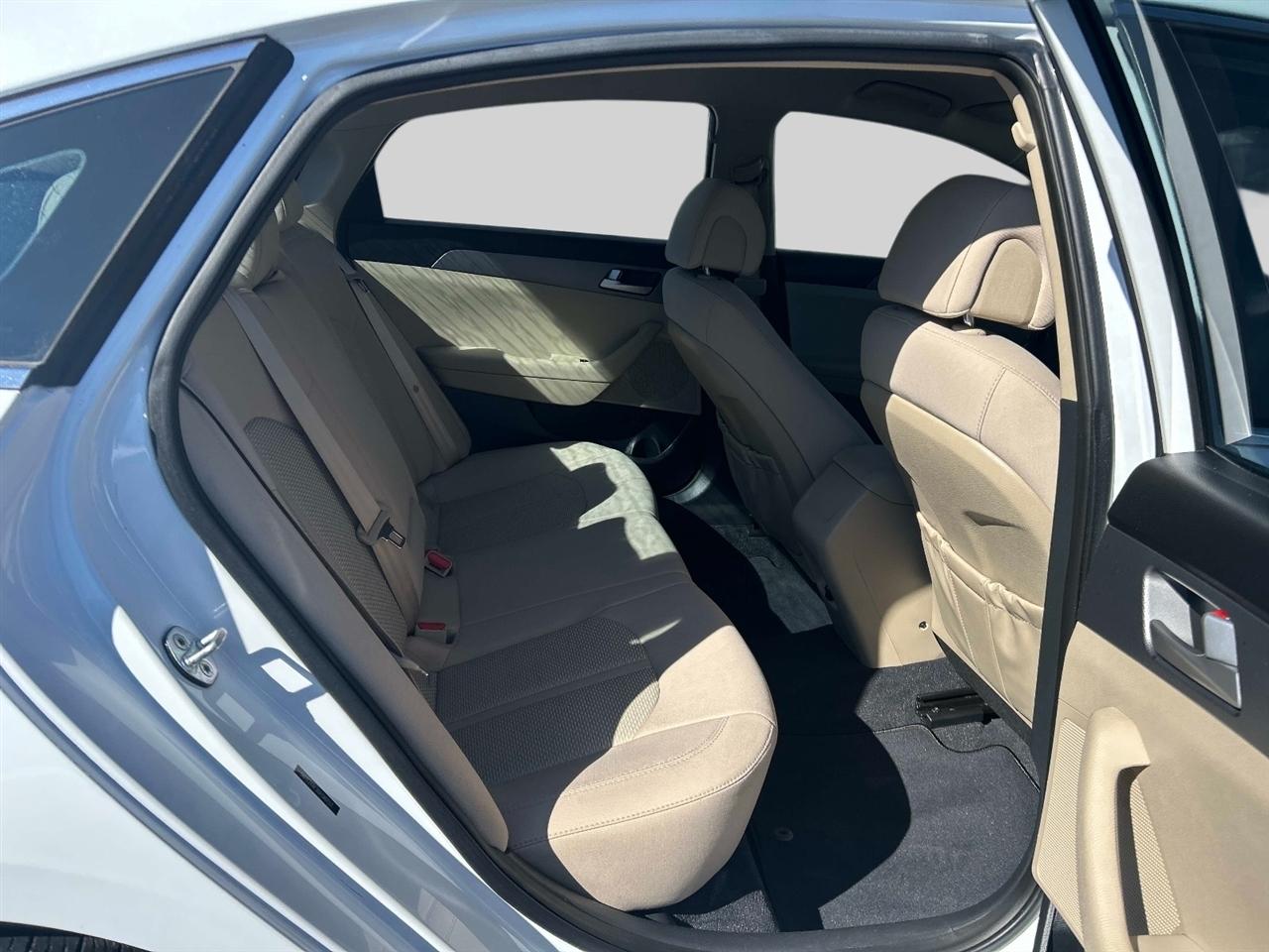 Hyundai Sonata 4dr Sdn 2.4L SE 2016