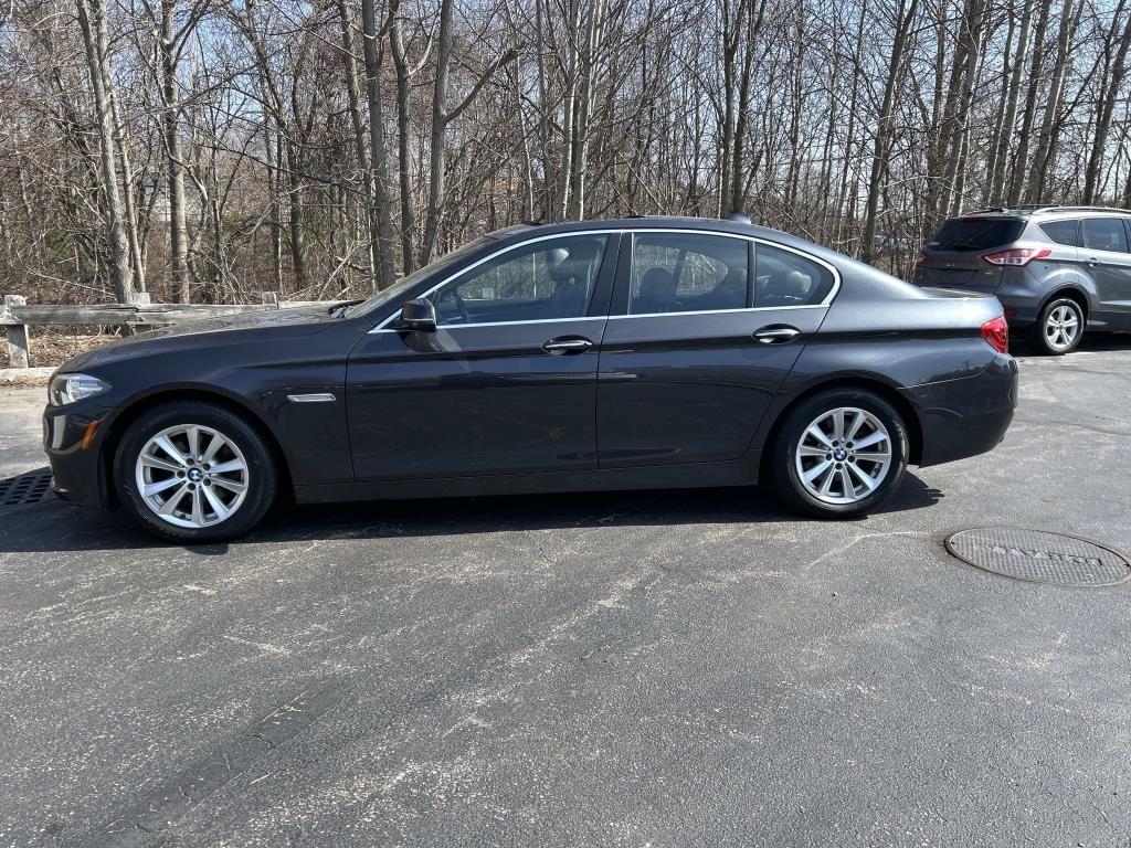BMW 5-Series  2016