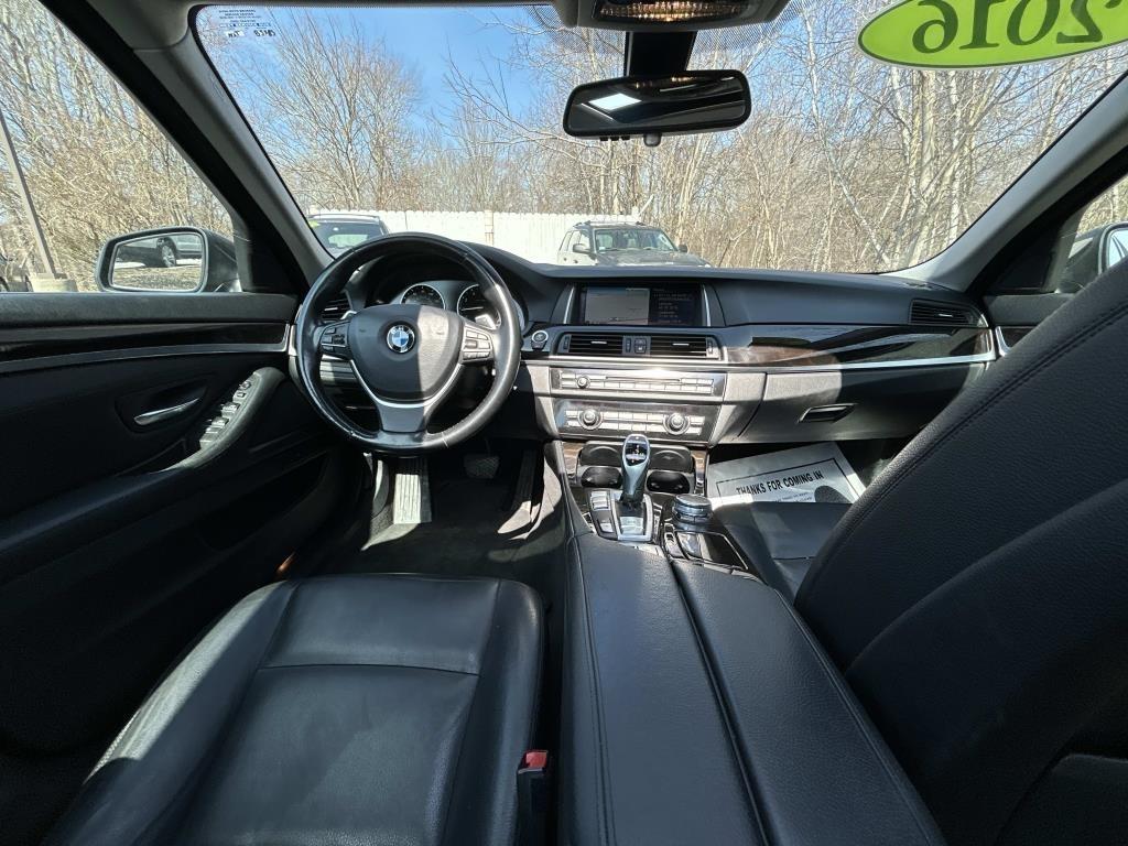 BMW 5-Series  2016