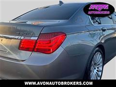 2012 BMW 7-Series 