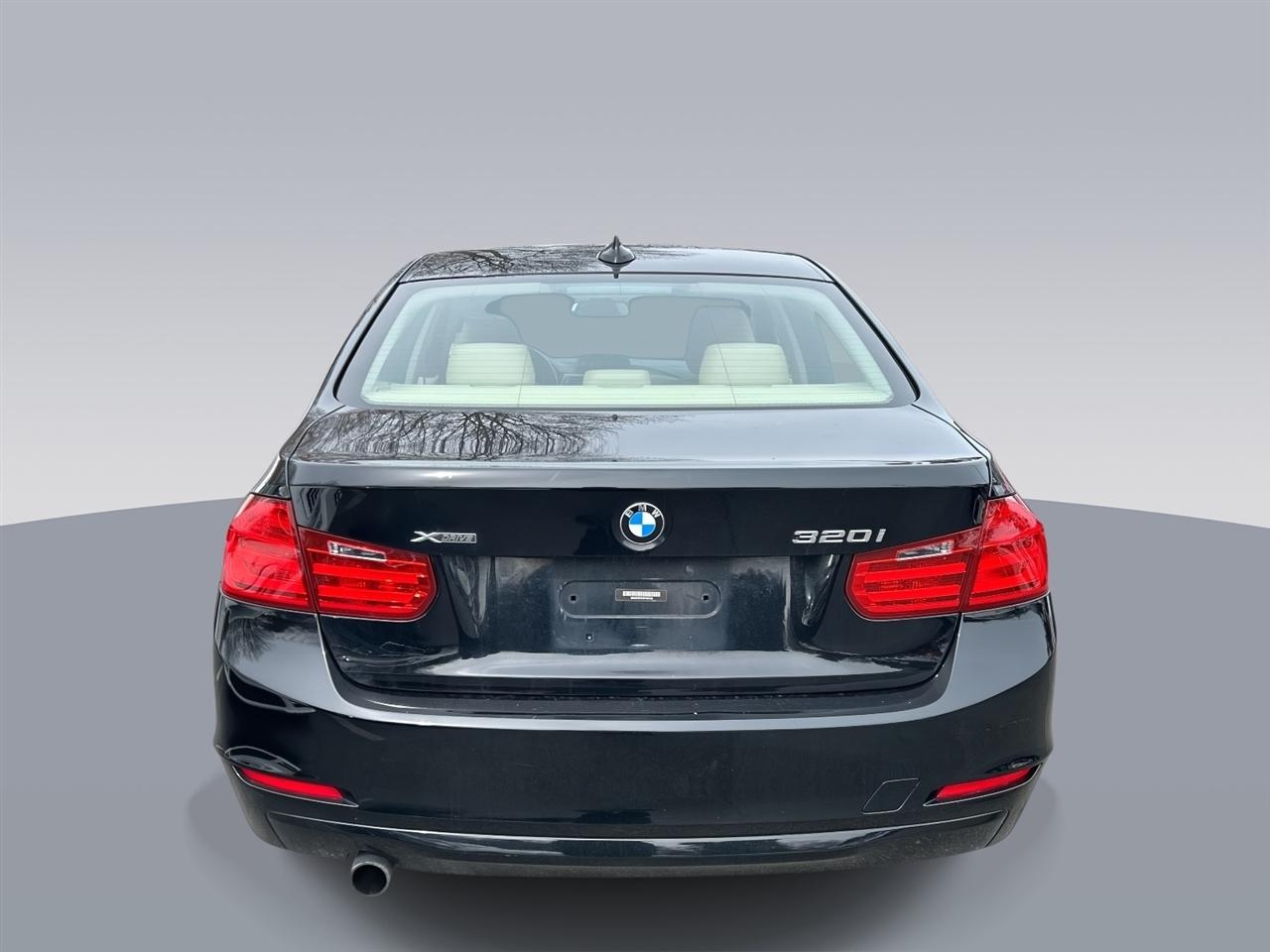 BMW 3-Series  2014