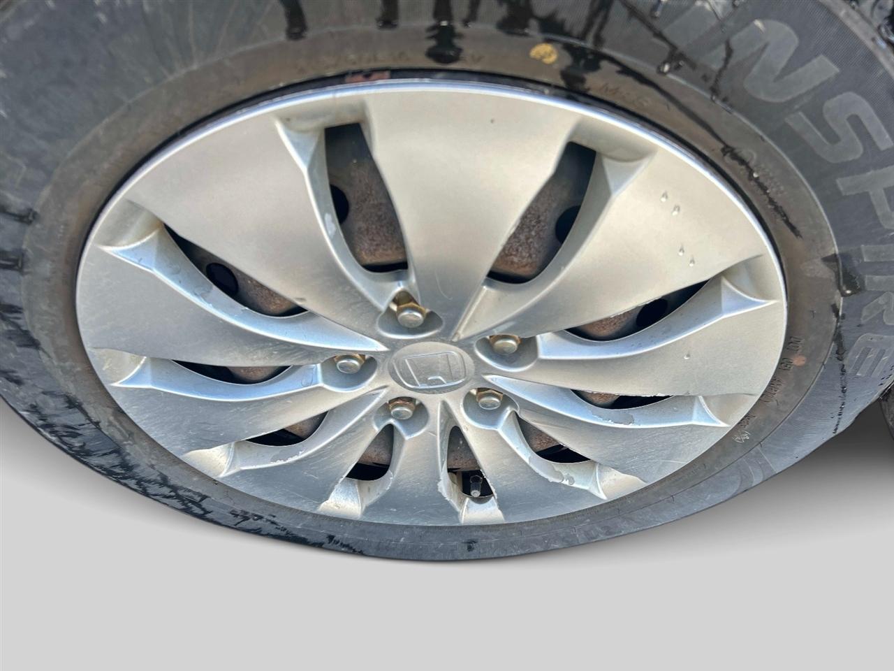 Honda Accord 4dr I4 Auto LX 2012